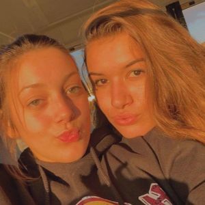 Meet your Posher, Claire